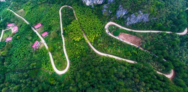 “皖南川藏線(xiàn)“